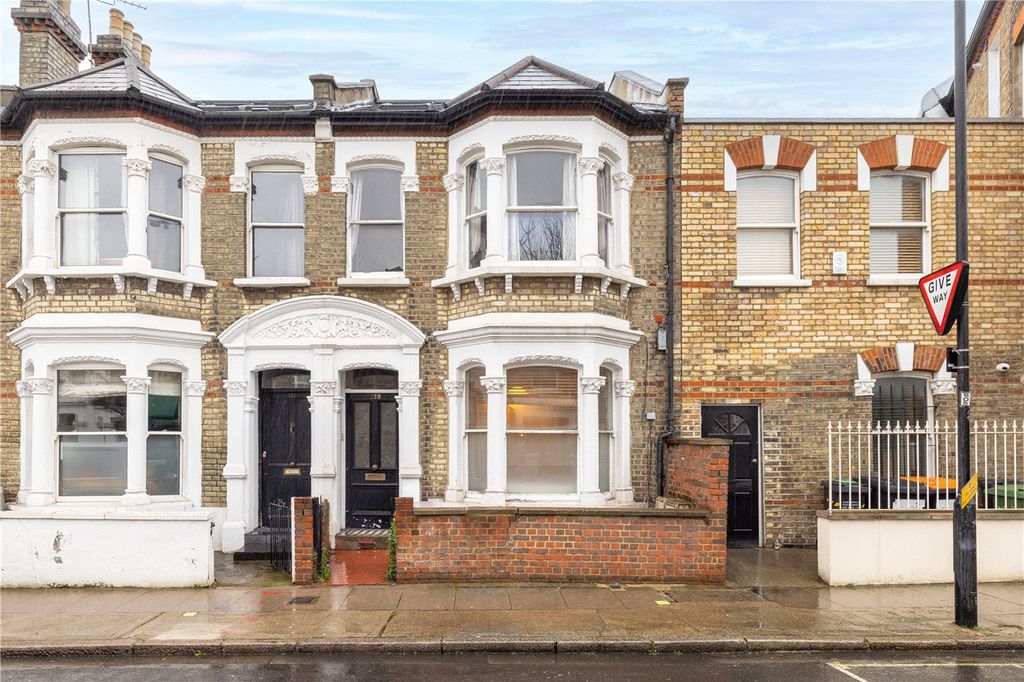 Property photo 3 of 14 Picture No. 06