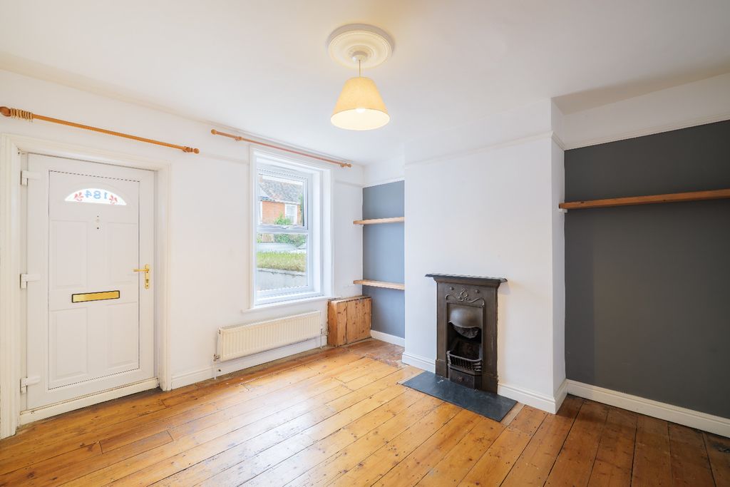 Property photo 3 of 19 5275217