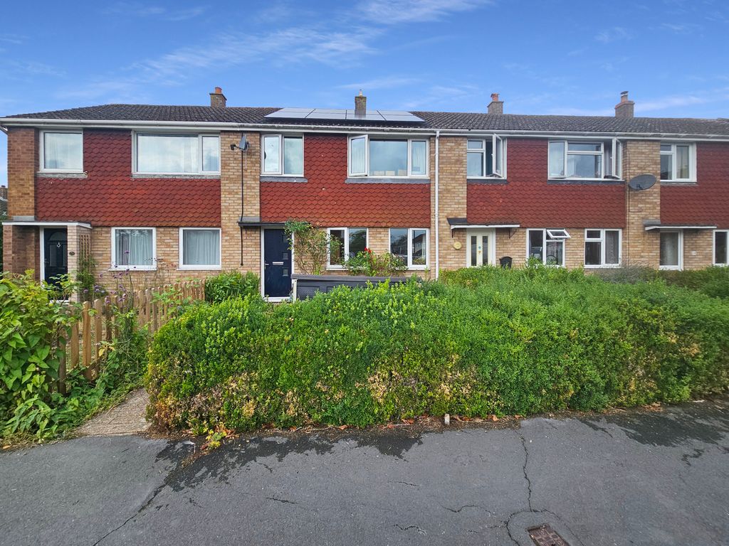 Property photo 1 of 12 1000149968