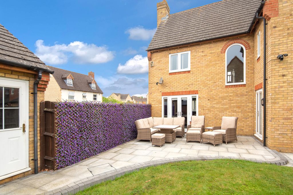 Additional image 25 of 4 bed detached house for saleReedmace Road, Bicester OX26