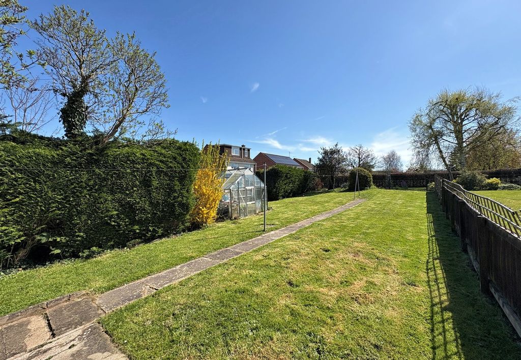 Property photo 3 of 18