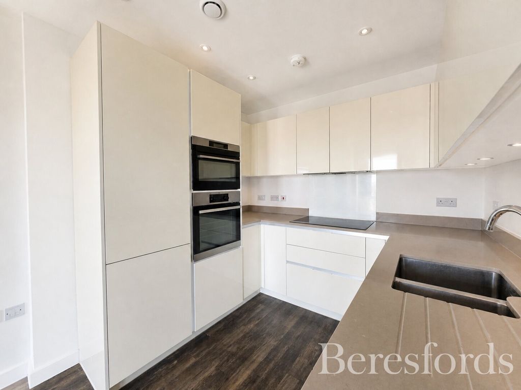 Property photo 3 of 17 Picture No. 03