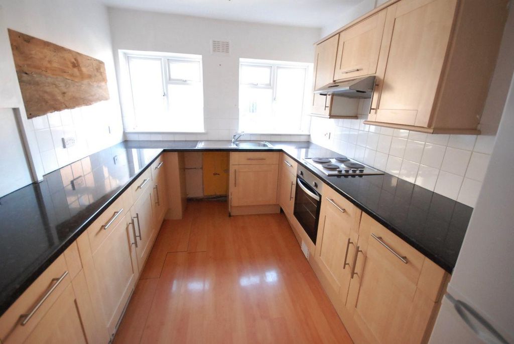 Property photo 3 of 6 Property Photo