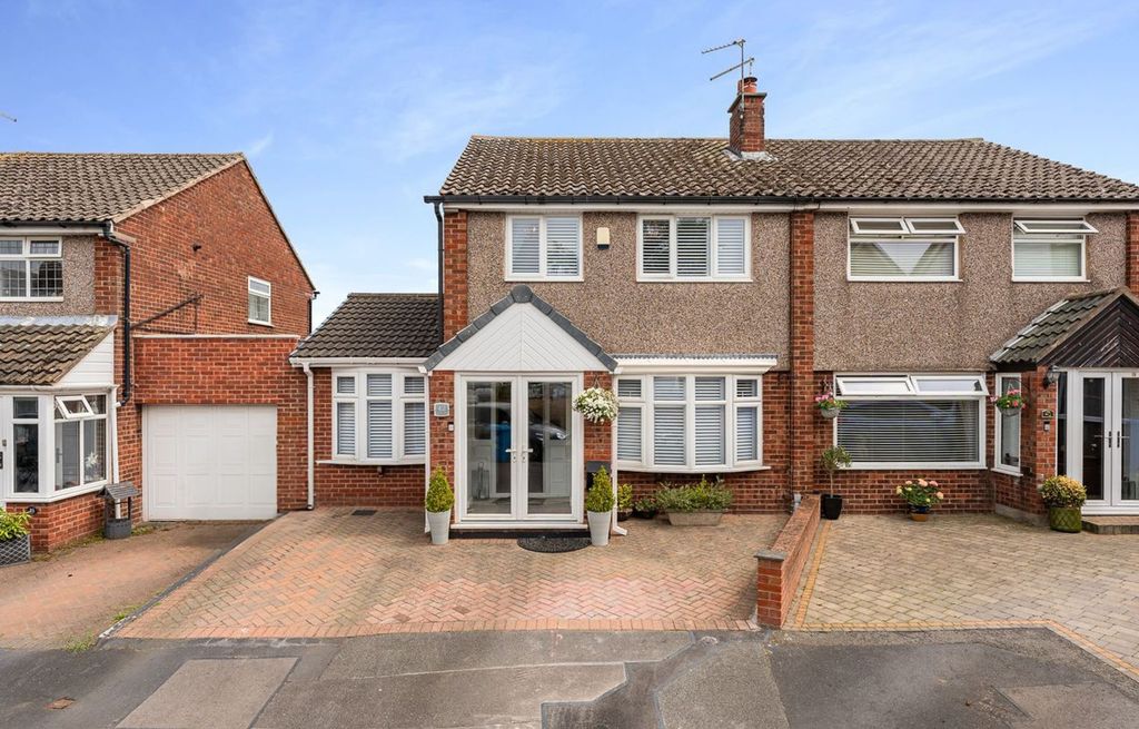 Property photo 1 of 25