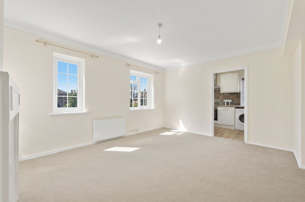 Property photo 3 of 11 Picture No. 05