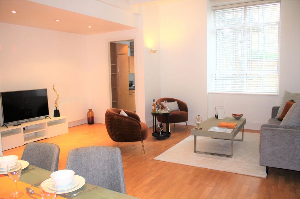 Property photo 1 of 13 Picture No. 04