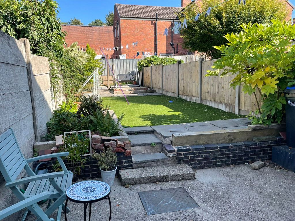 Property photo 2 of 15 Picture No. 29