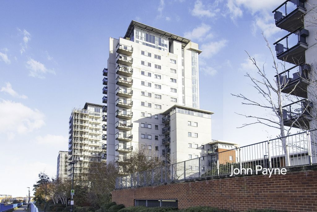 Property photo 1 of 11 Img_5740