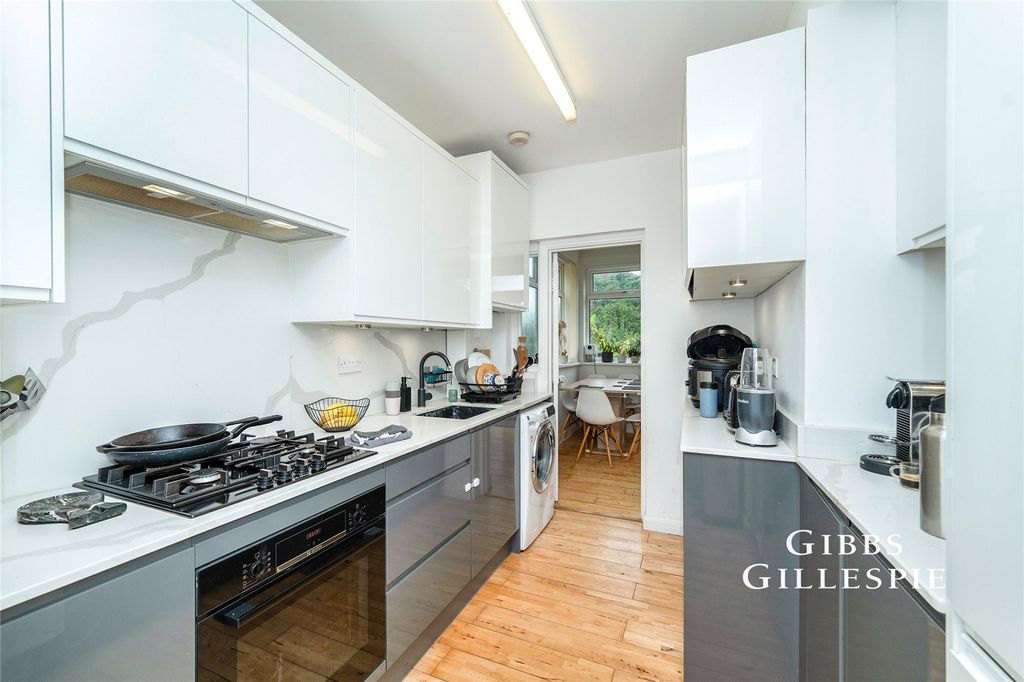 Property photo 1 of 10 Picture No. 01