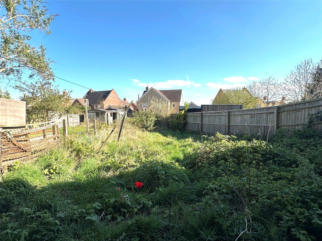 Property photo 2 of 9 Picture No. 11