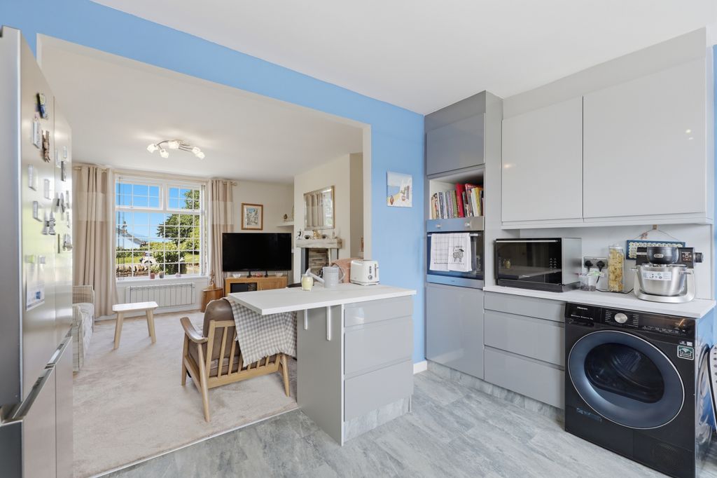 Additional image 9 of 3 bed flat for saleChurch Road, Gartocharn G83