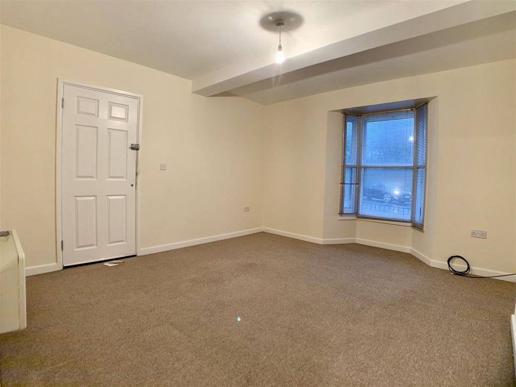 Property photo 2 of 9 Picture No. 03