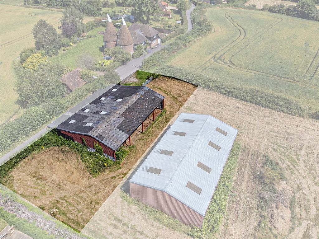 Property photo 1 of 12 North Barn