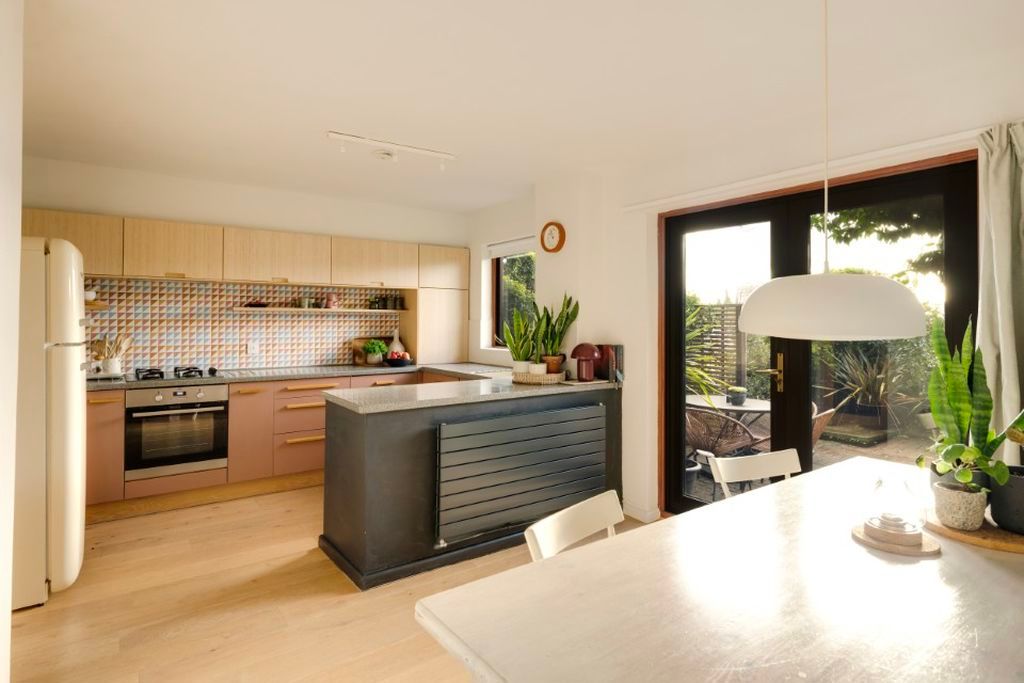 Property photo 2 of 21 Kitchen/Dining Room