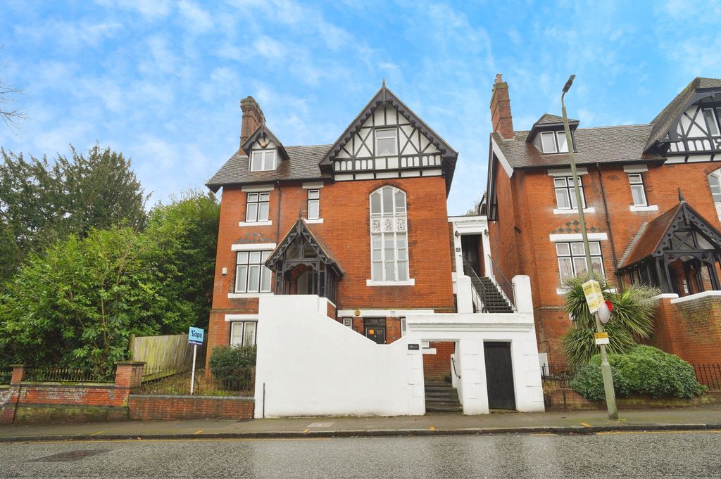 Property photo 1 of 20 Front View