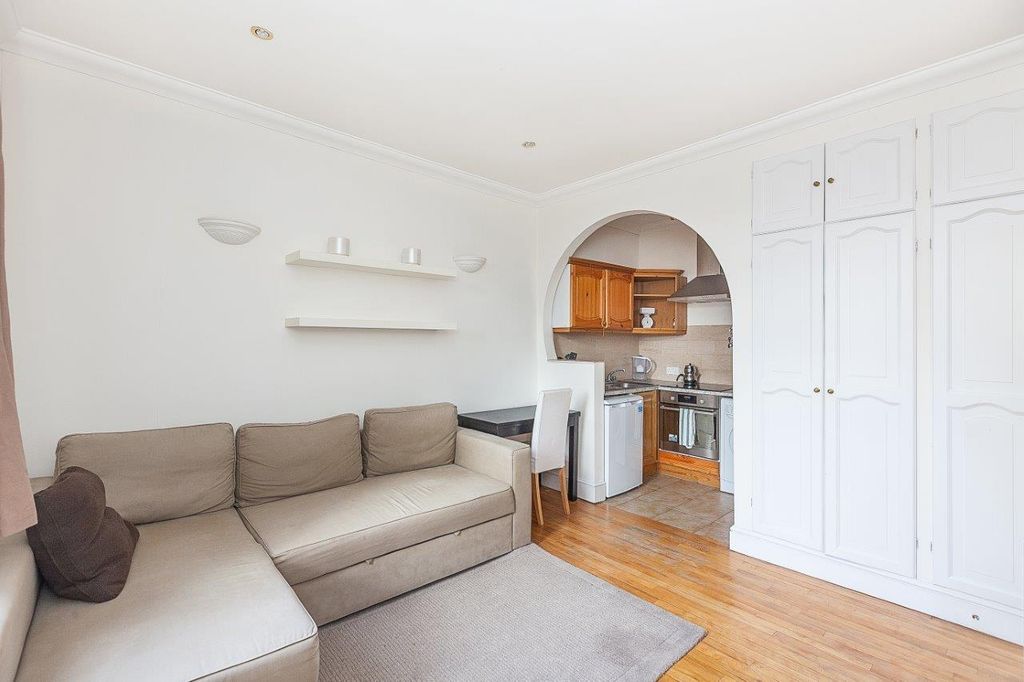 Property photo 1 of 7