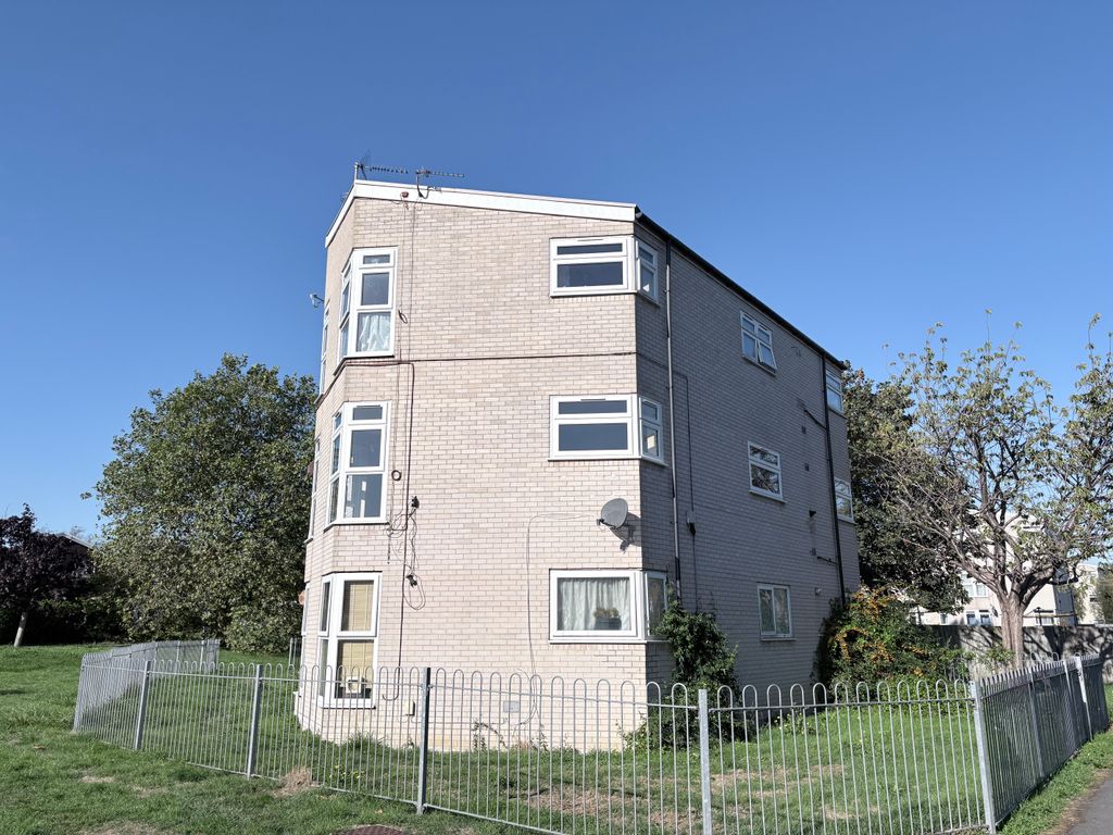Property photo 1 of 12 Exterior