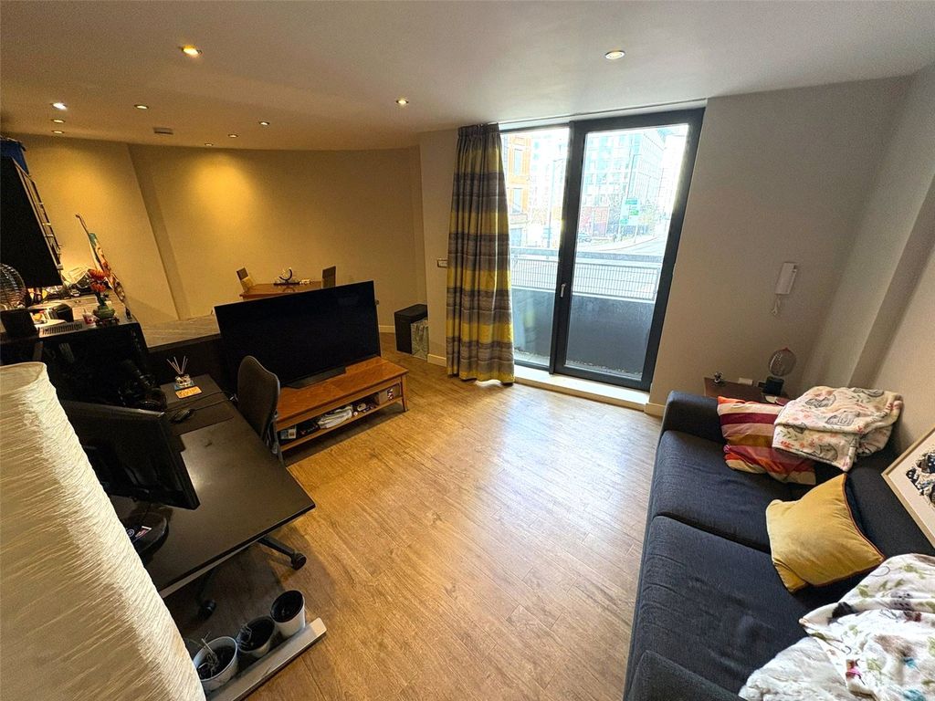 Property photo 1 of 8 Picture No. 05
