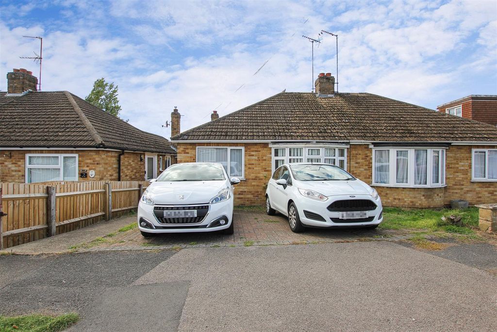 Property photo 1 of 12 Front