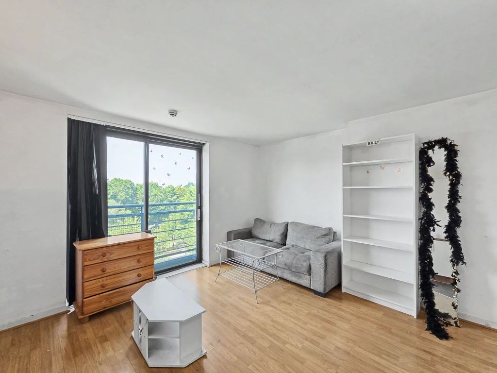 Property photo 3 of 10 Image 3