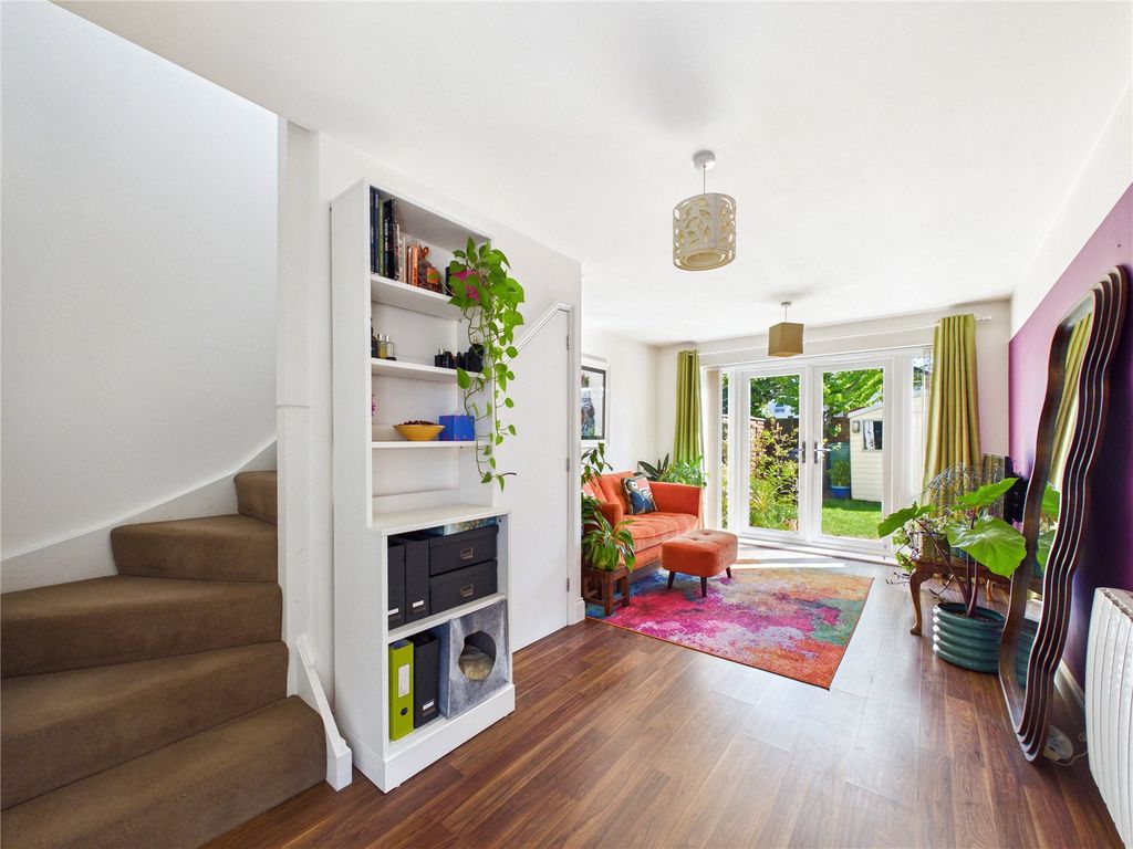 Property photo 2 of 12 Picture No. 08