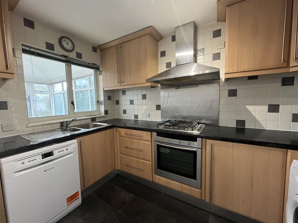 Property photo 2 of 13 Kitchen