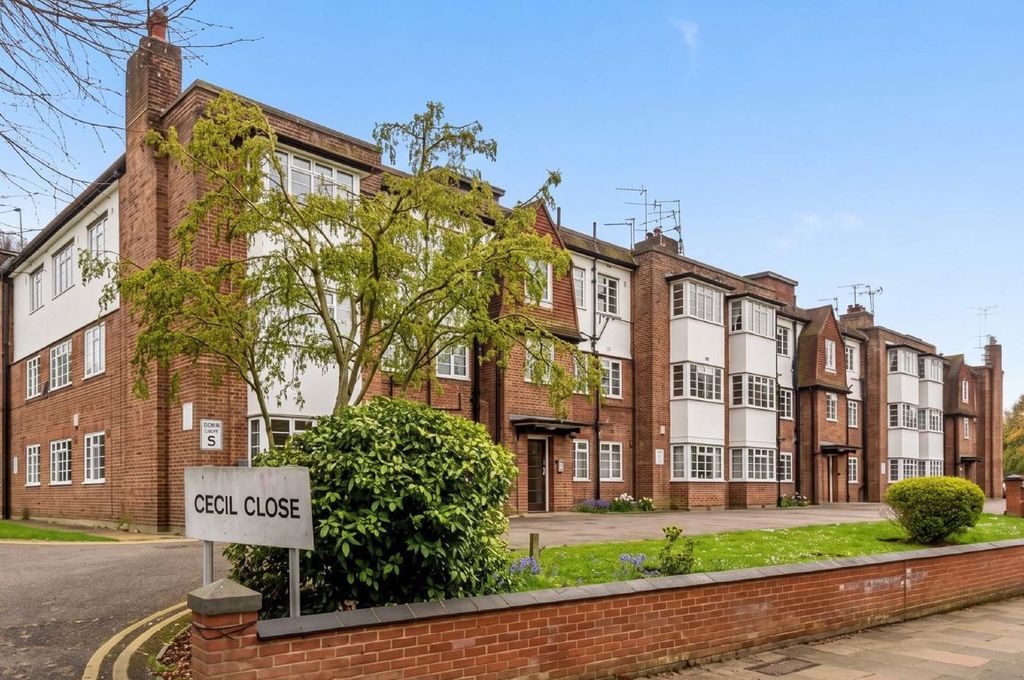 Property photo 1 of 5