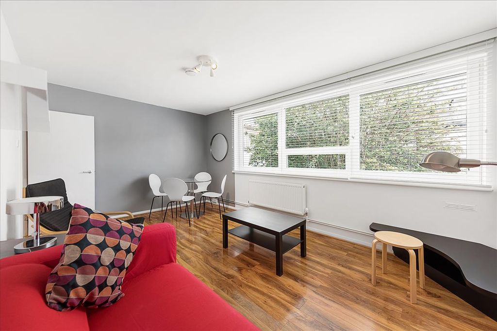 Property photo 3 of 7