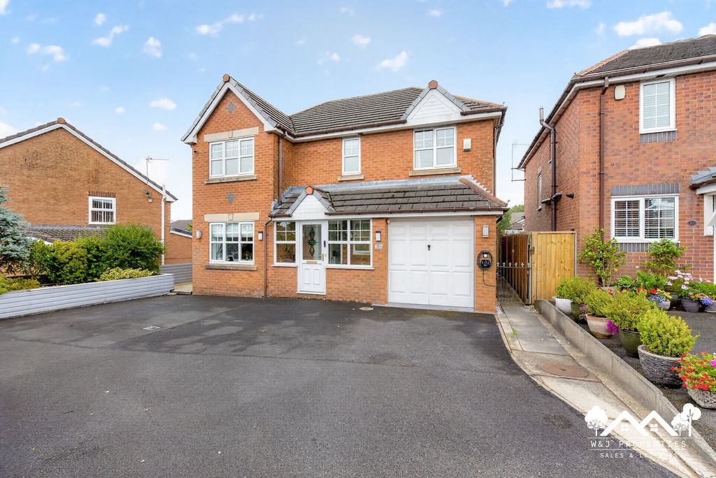 Property photo 1 of 31