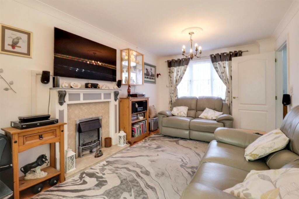 Property photo 2 of 29