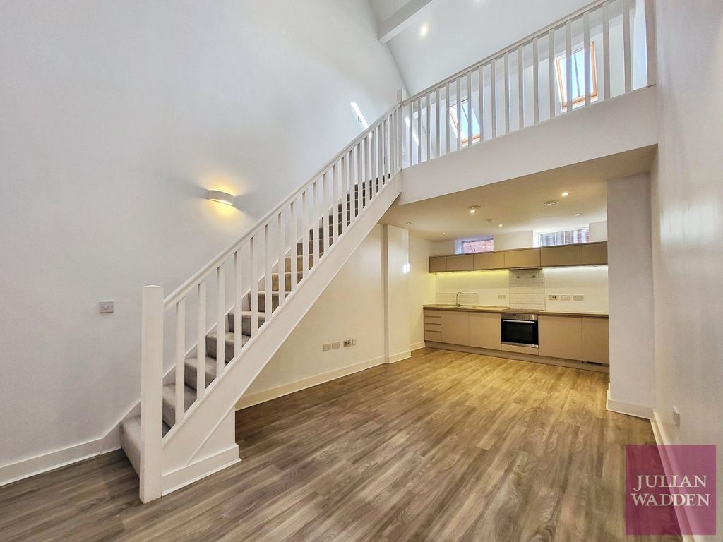 Property photo 2 of 14 Picture No. 15