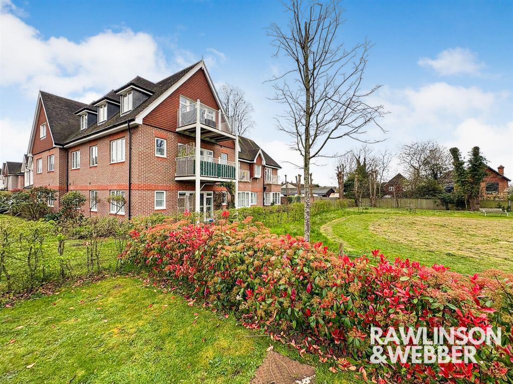 Property photo 2 of 13 6E415A62-3B92-487A-B595-d4A265271A39.Jpg