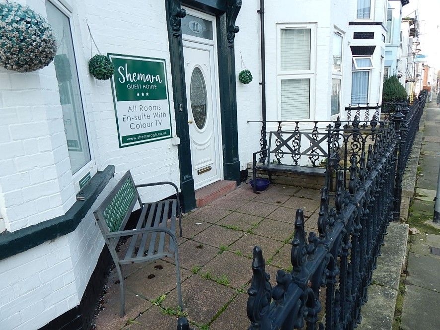 Property photo 2 of 18