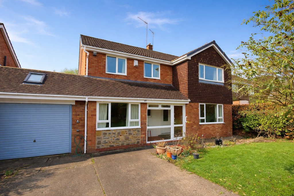 Property photo 1 of 21 Front (Exterior)