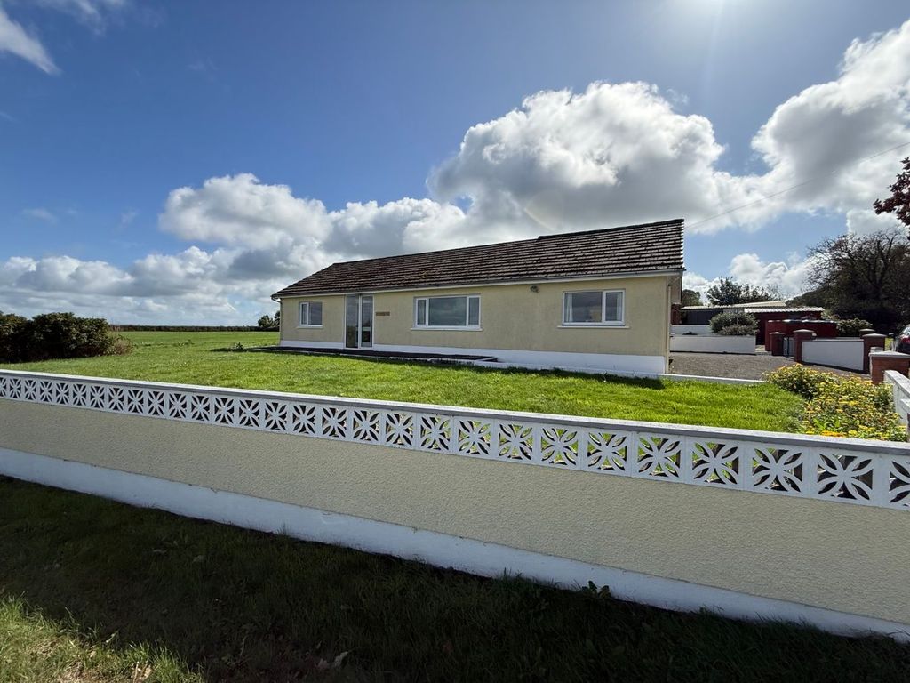 Property photo 2 of 47