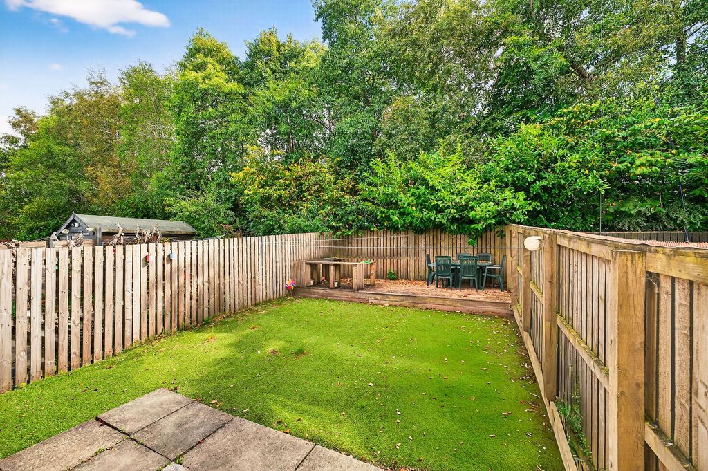Property photo 2 of 52 Rear Garden