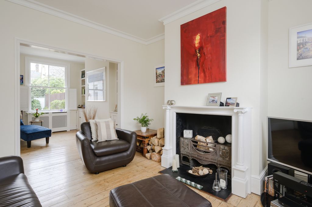 Property photo 2 of 16 Picture No. 36