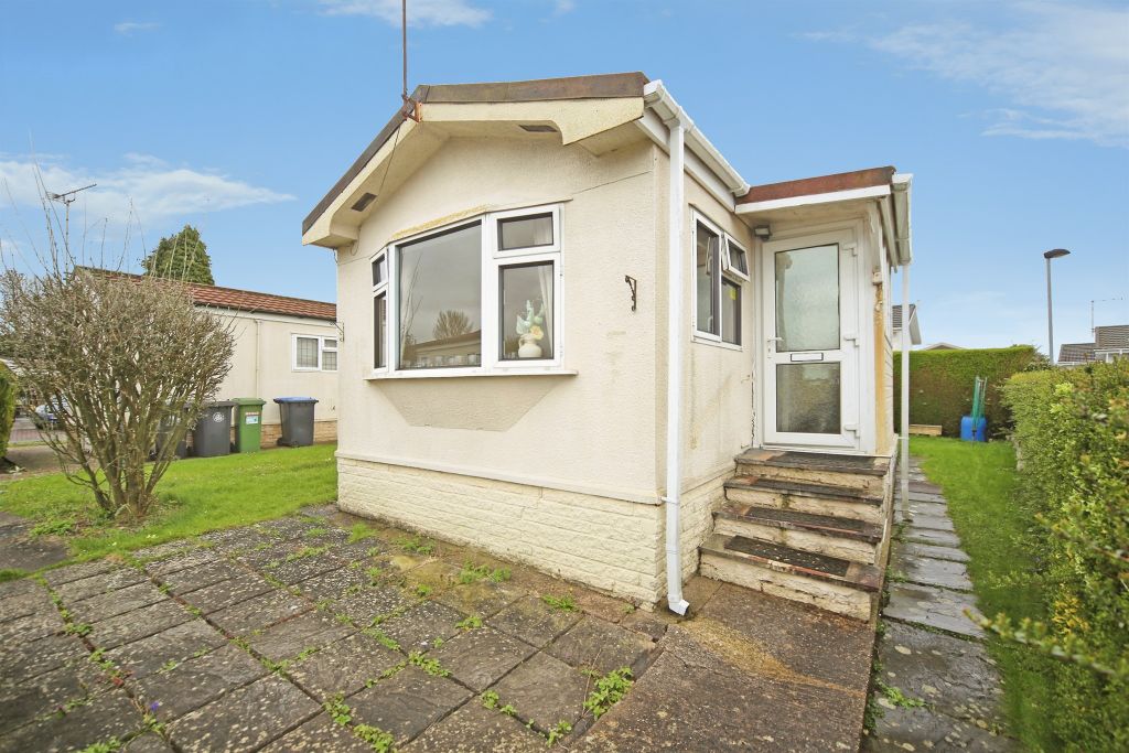 Property photo 1 of 11