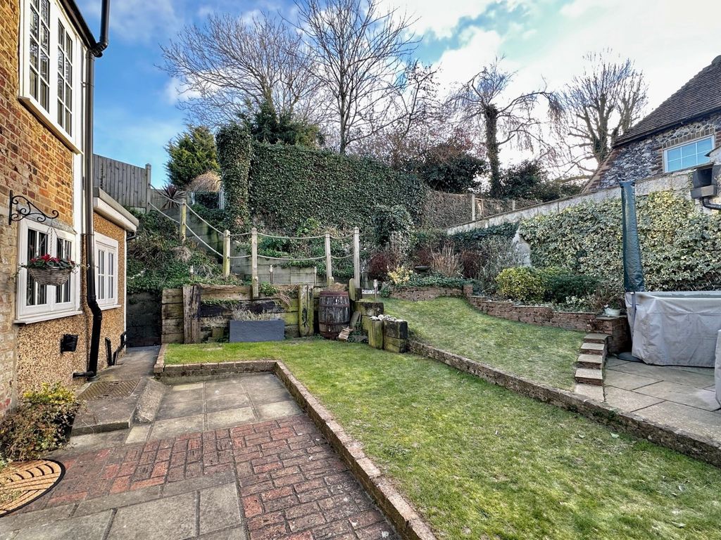 Property photo 3 of 19 Picture No. 10