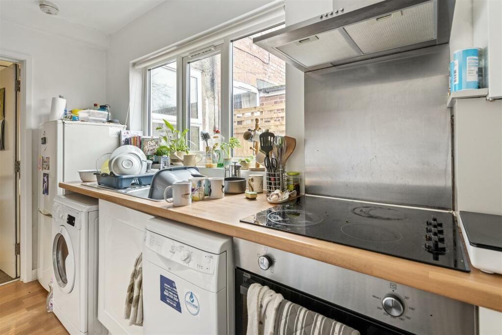 Property photo 3 of 9 13715_32228059_Img_04_0000.Jpeg