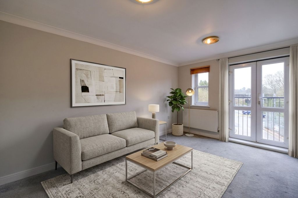 Property photo 2 of 6