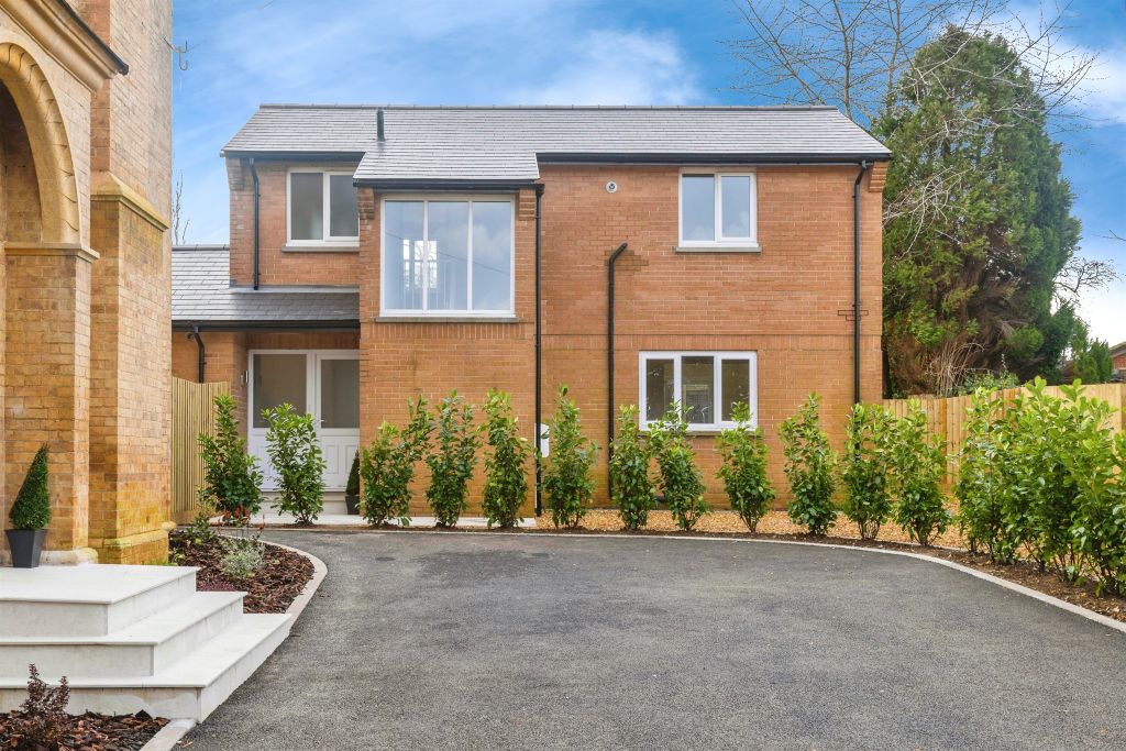 Property photo 1 of 20