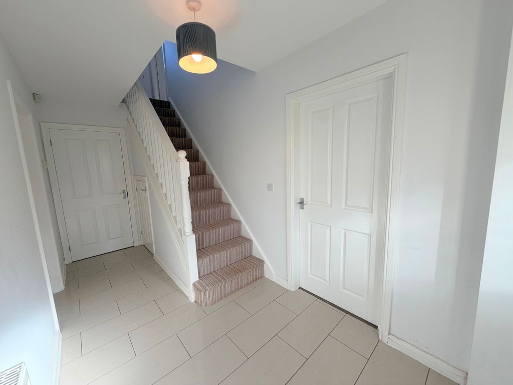 Property photo 3 of 26