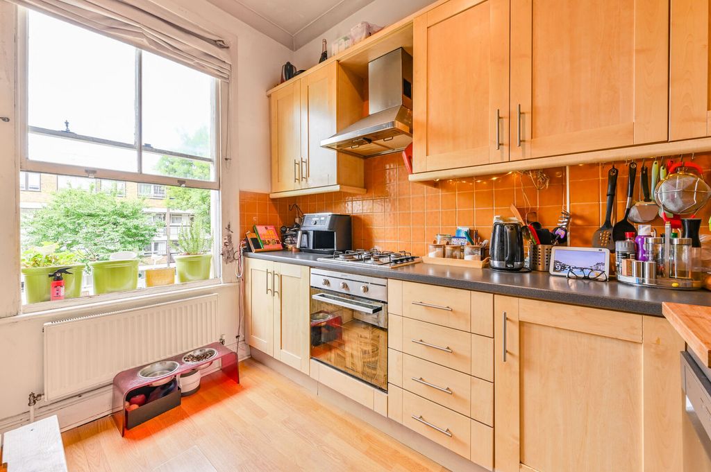 Property photo 3 of 9