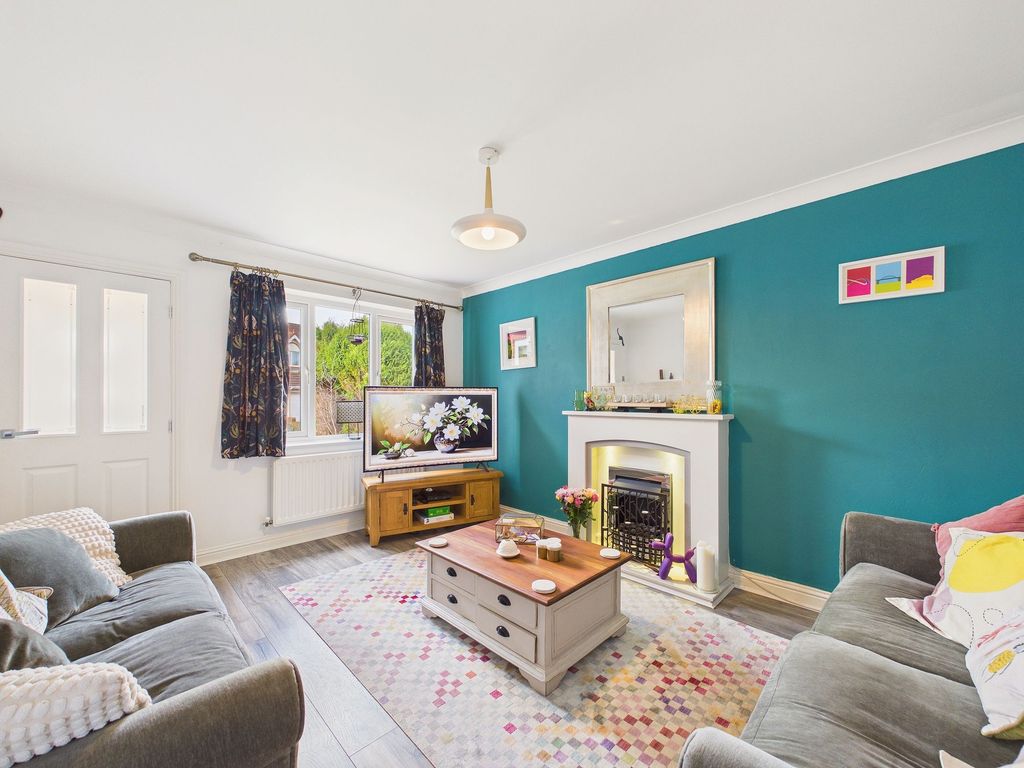 Property photo 2 of 10 Lounge