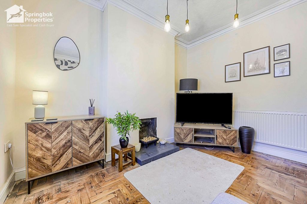 Property photo 3 of 19 Image 3