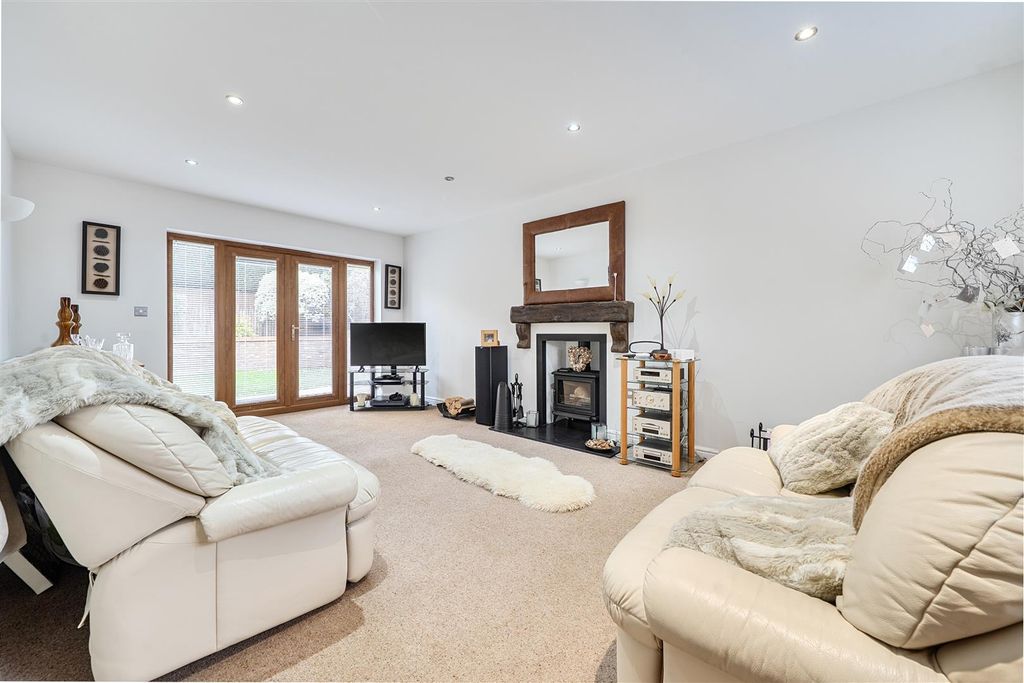 Property photo 3 of 27 1370983-10-68Ff6A8d12E42.Jpg