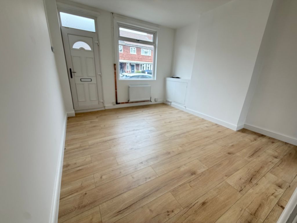 Property photo 3 of 14 Image