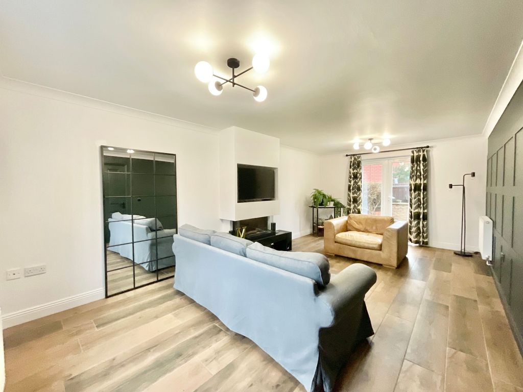 Property photo 3 of 30