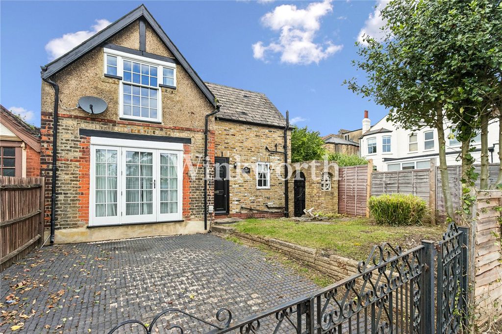 Property photo 1 of 15 Picture No. 32